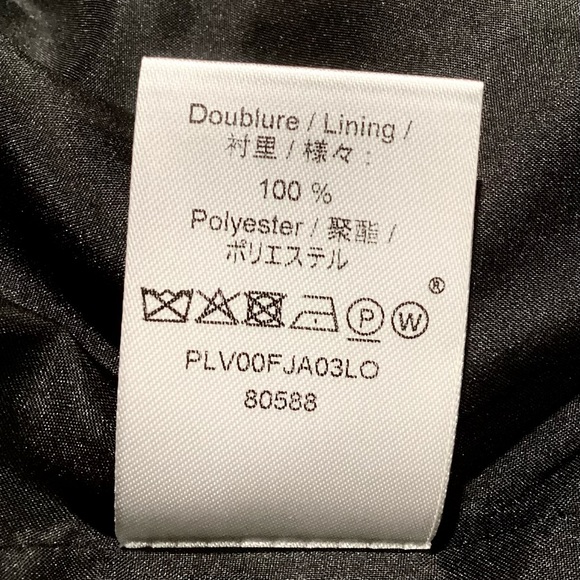 Louis Vuitton Classic Black Women's Uniform Blazer Jacket - Picture 13 of 13